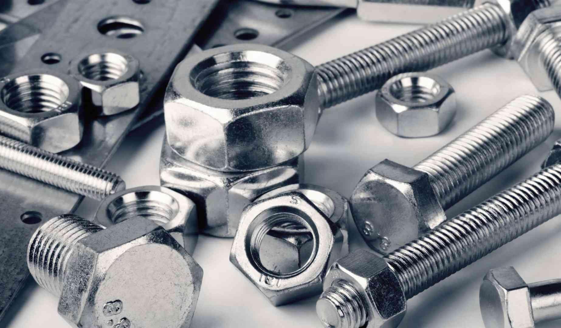 نقش آبکاری نقره در صنعت پیچ‌ومهره